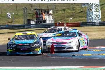 Více než 43 tisíc fanoušků dorazilo do Mostu na Czech Truck Prix &amp; NASCAR