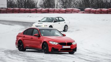 Zimní testovací jízda, auto