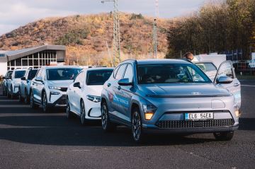 Polygon Most a Volkswagen Financial Services spouštějí první kurzy bezpečné jízdy pro řidiče elektromobilů v Česku