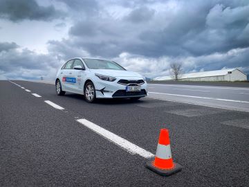 Kurz bezpečné jízdy, auto (1)